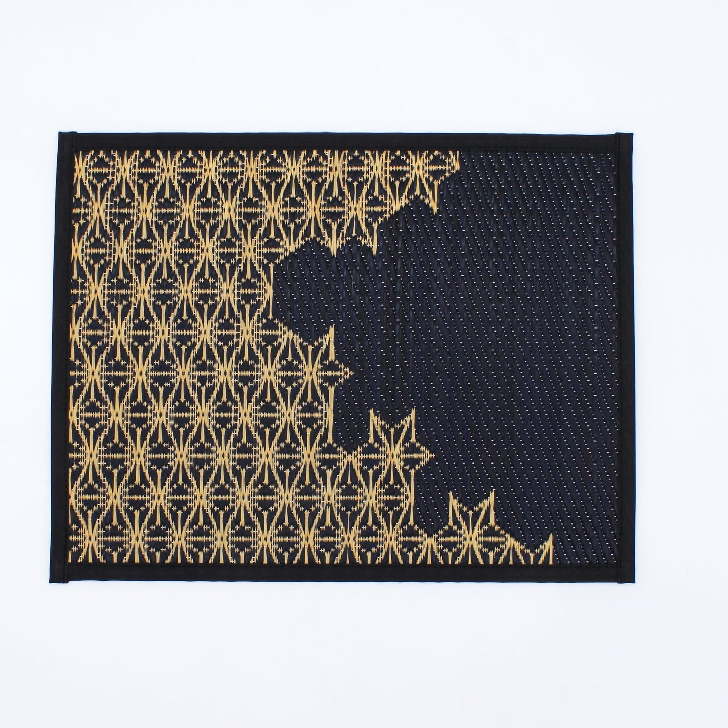 PLACEMAT (HEMP LEAF, WHITE)