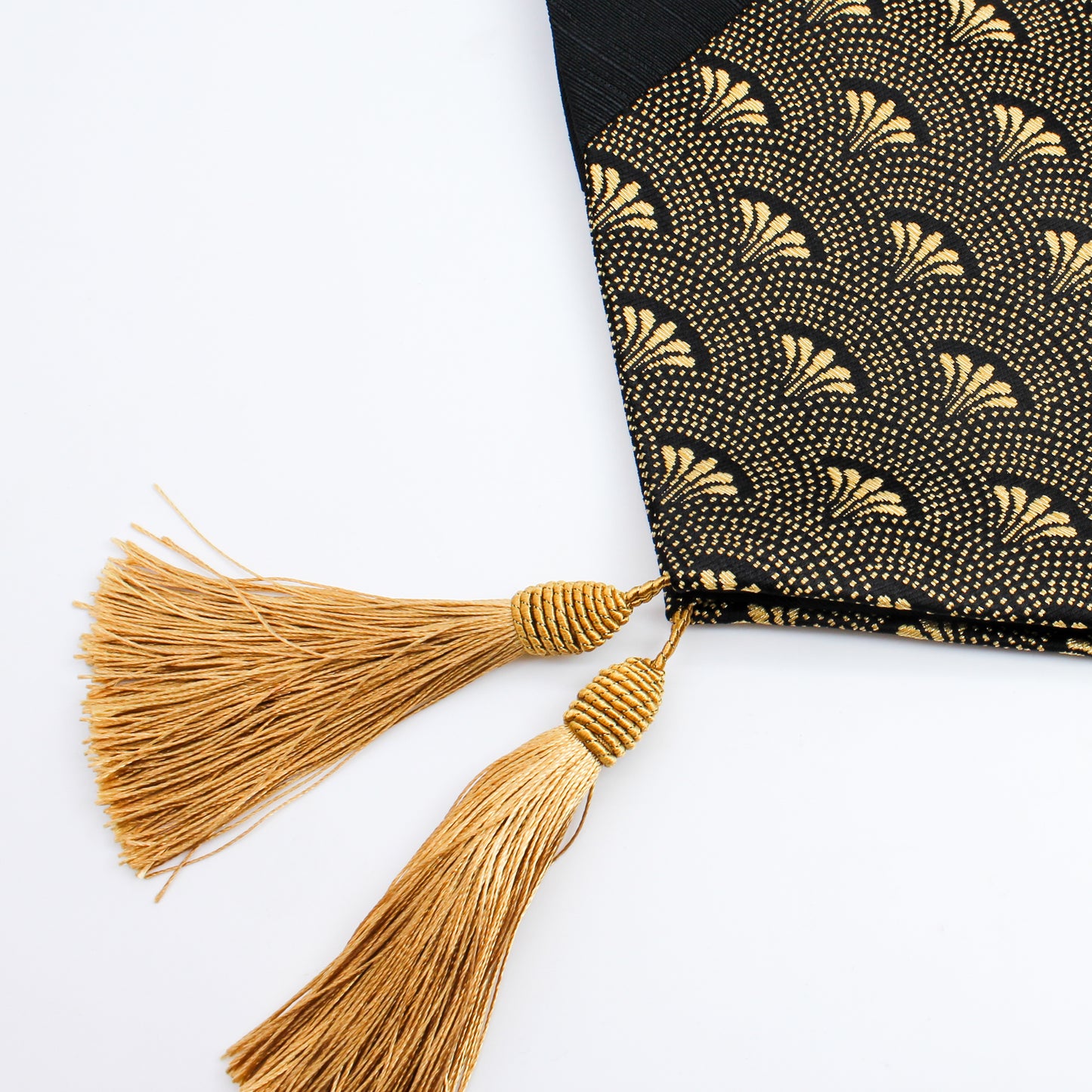 TABLE RUNNER BLACK GOLD