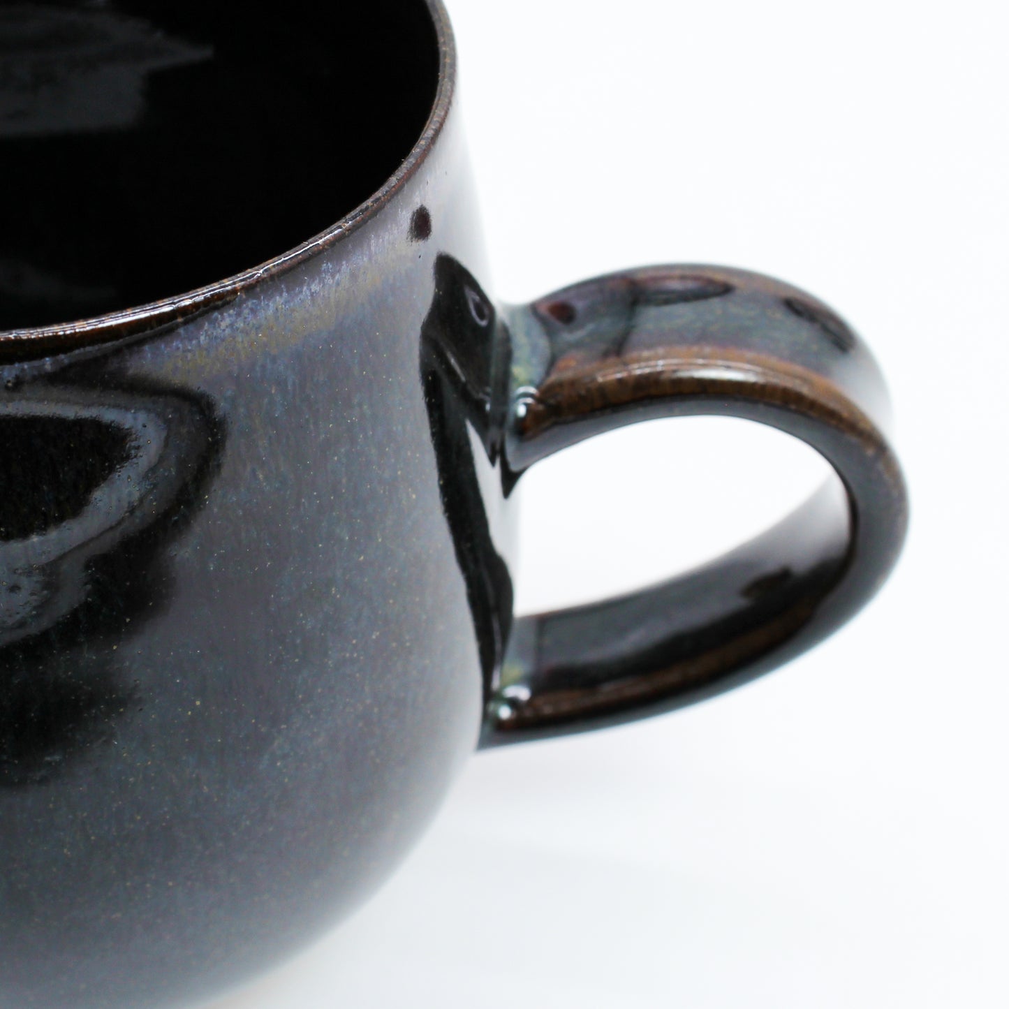 ROUND MUG BLACK