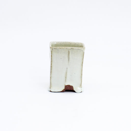 SAKE CUP SQUARE STRAW ASH